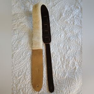 Perri's Suede With Sheep Skin Guitar Strap Natural 2.5 in.